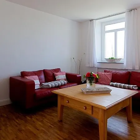 Kapitaenshaus - Kajuete * アーレンスホープ